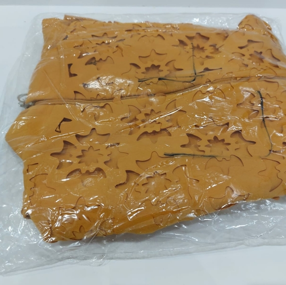 Brand New women's top and pant - Picture 5 of 6